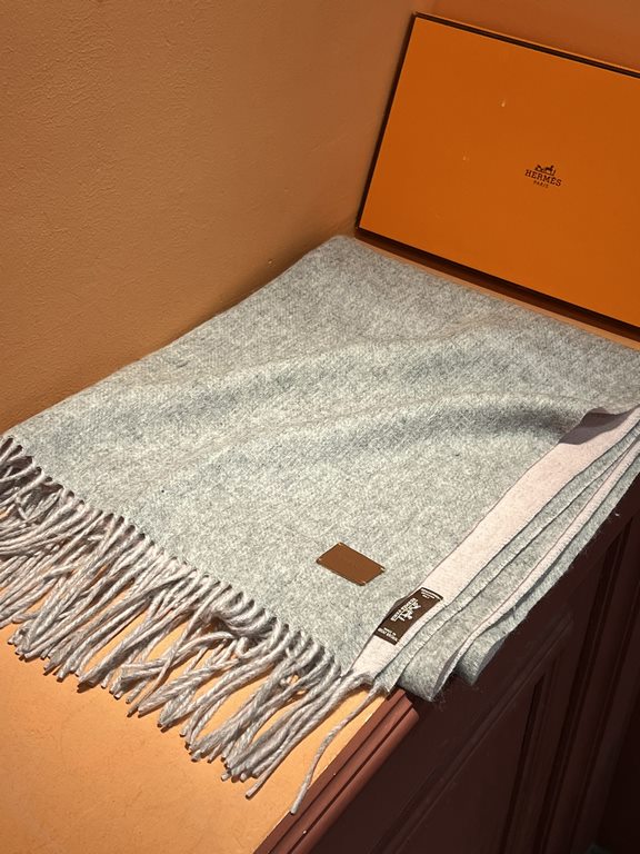 Price Hermes   Paris fashion show business men and women universal double-sided cashmere shawl   OEM perfect selection of the finest ultra-fine cashmere fibers for hand combing process time-consuming and labor-intensive 