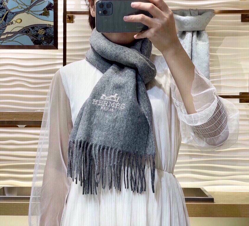 Price New 2023 Hermes men Women's scarves and buy and cherish   ~ are export orders so it is more difficult to meet   things to speak of few and fine   good-looking must be collected   This H family women's scarves, the 