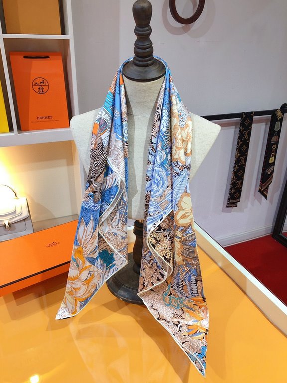 SHMS2232   Hermès [Tropical Jungle Edition Foppel] 90cm Silk Square Scarf   The first Hermès boutique was opened in 1880 on the Avenue Foppel in Paris, housed in a modest mansion with saddle-making workshops and a privat