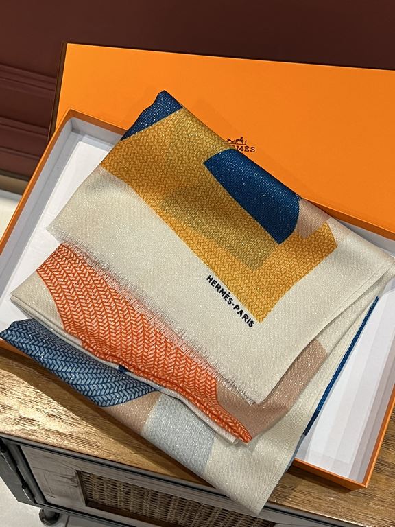 The scarf that glows and shines is new    Buy them all and say they look good Recommended [Pony Jumping] Top craftsmanship is a great value Hermès counter pop-ups   The three-dimensional rendering of the pattern pattern 