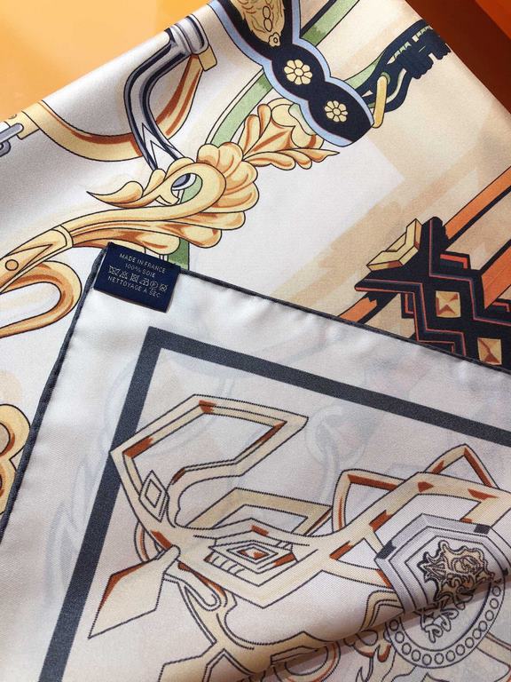 SHMS2325 Hermes [Reins and Fate] 90cm Silk Square Scarf  Have you heard of Clotho, Lachesis and AtroPos They are the three sisters of fate in Greek mythology, in charge of the thread of life, the distribution of destiny 