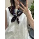 [Jacquard high luxury quality]This year's main size New   Don't say she's small, but actually it's a very delicate size Clean and sophisticated! Once you know it, you'll fall in love with it.[H Scarf buttons assembled]70