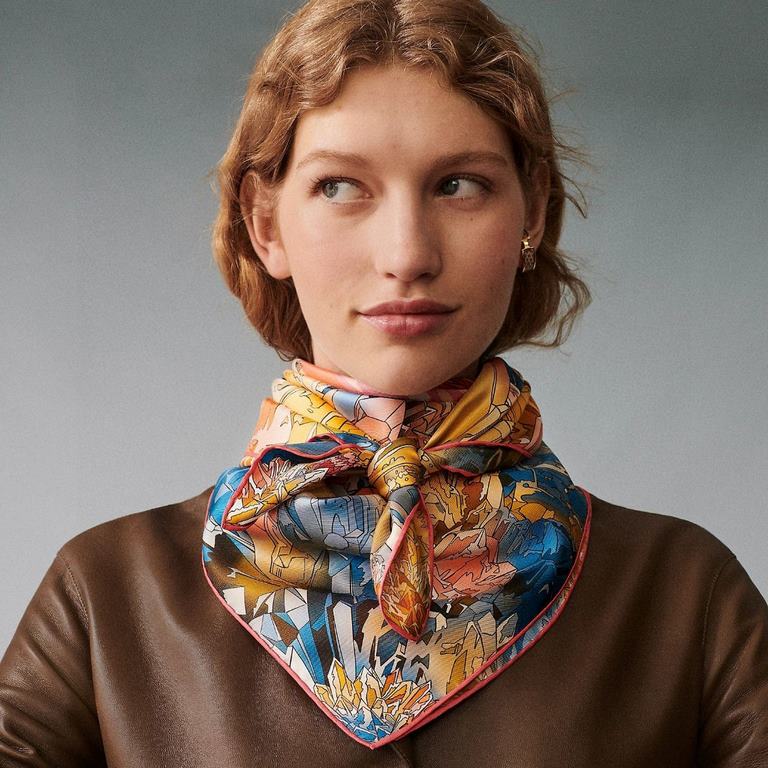 High-end customization   Buy all say good-looking   Recommended   [Crystal Valley double-sided 90] silk square scarf, the top craftsmanship is super value   Hermes counter models    three-dimensional presentation of the 