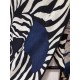 RHMS2285 Hermes [Zebra Pegasus] velvet large triangle scarf, counter synchronization! As well as the untamed nature of the zebra, the legend is reinterpreted on this silk scarf. Pegasus is the mount of Zeus, where the ho