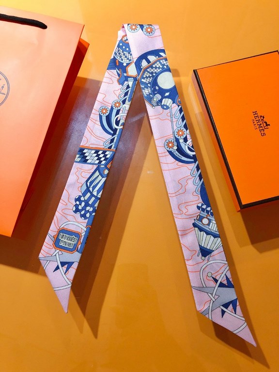 PricesPHMS2283   Hermes new Twilly [Scarf Odyssey]  top twill silk to create ultra-fine prints The handwriting is very clear Definitely a first choice for gift-giving and self-use   Ribbons can be wrapped around the neck