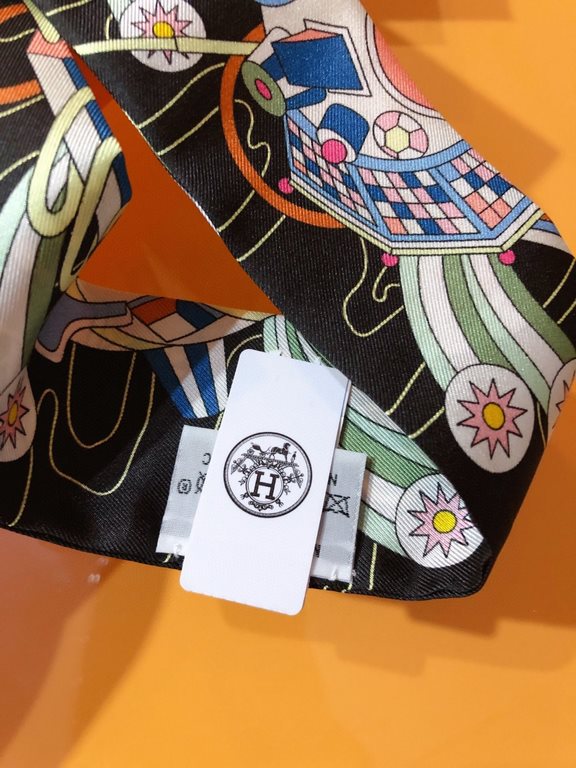 Price. PHMS2283   Hermes new Twilly [Scarf Odyssey]  top twill silk to create ultra-fine prints The handwriting is very clear Absolutely is the first choice for gift-giving for self-use   Ribbons can be wrapped around th