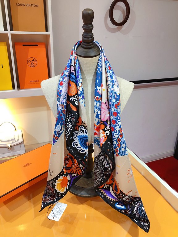 SHMS2327 ORIGINAL HERMES [Fancy Dress Celebration] 90cm Silk Square Scarf  The print comes from traditional Polish wedding attire! You may have stared in amazement at the fact that you have arrived in a marvelous wonderl