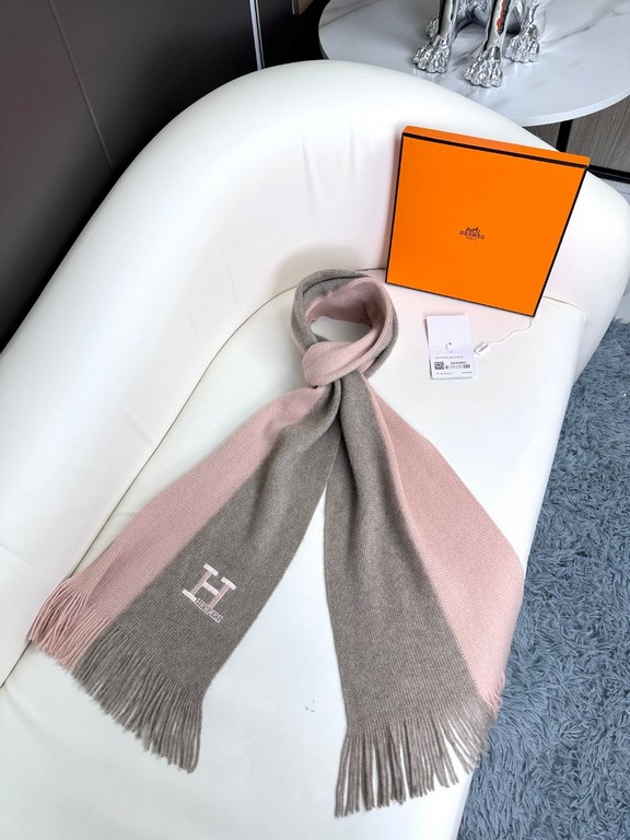 Price New! 2023 men and women with the same models, 100% pure cashmere Hermes (Hermes) synchronization counter, high-end cashmere knitted scarf! Can be formal, can be casual, very Classical design. This is a difficult kn