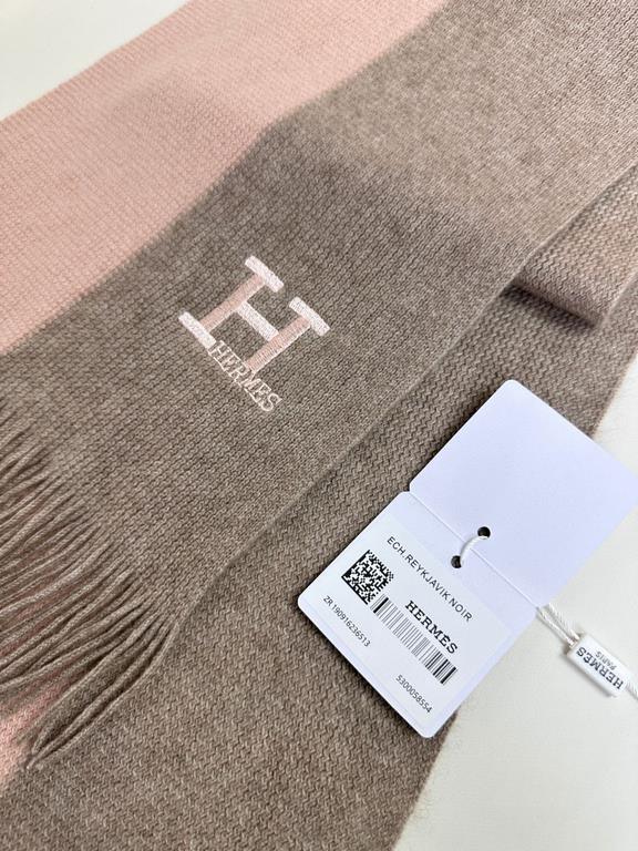 Price New! 2023 men and women with the same models, 100% pure cashmere Hermes (Hermes) synchronization counter, high-end cashmere knitted scarf! Can be formal, can be casual, very Classical design. This is a difficult kn