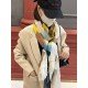 Scarf that glows and shines New    Buy all say it looks good recommended [pony jumping] top craftsmanship super value Hermes counter models    three-dimensional presentation of the pattern pattern in kind of a very high 