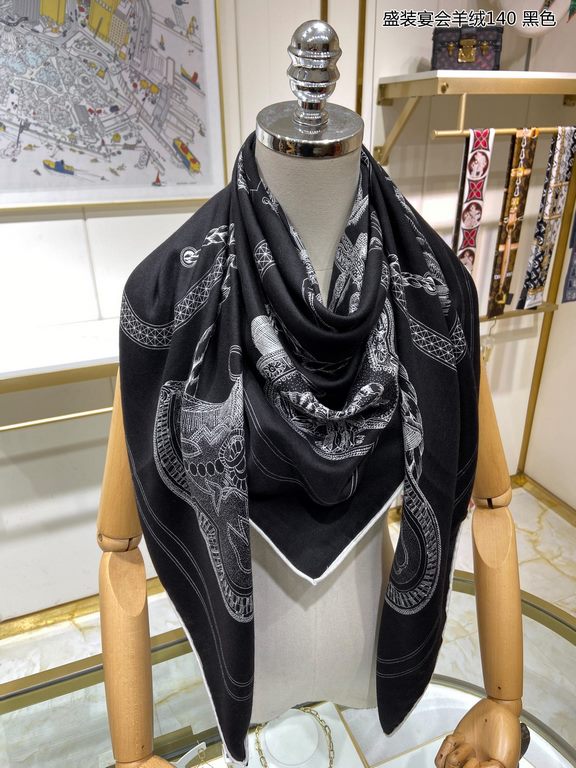 Cashmere new    Buy all say good-looking   Recommended  [Feast Banquet Cashmere 140] Double-sided same color cashmere square scarf, top craftsmanship super value   Hermes counter pop-ups    three-dimensional presentation