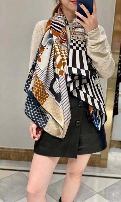 2023 H new   ultra high luxuryInterpretation of what is meant by high-end top luxury products ~ ~ double-sided heterochromatic velvet square scarf[Grand Theater] One of my own favorite models. Zhuoer extraordinary, high-