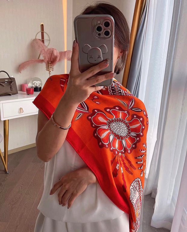 Price Hermes ~ autumn and winter with a good tool   top double-sided same color version of silk cashmere shawl! 1条等于2条】One shawl is equal to two】Eye-catching wonderful, pattern and color matching are super like, another 