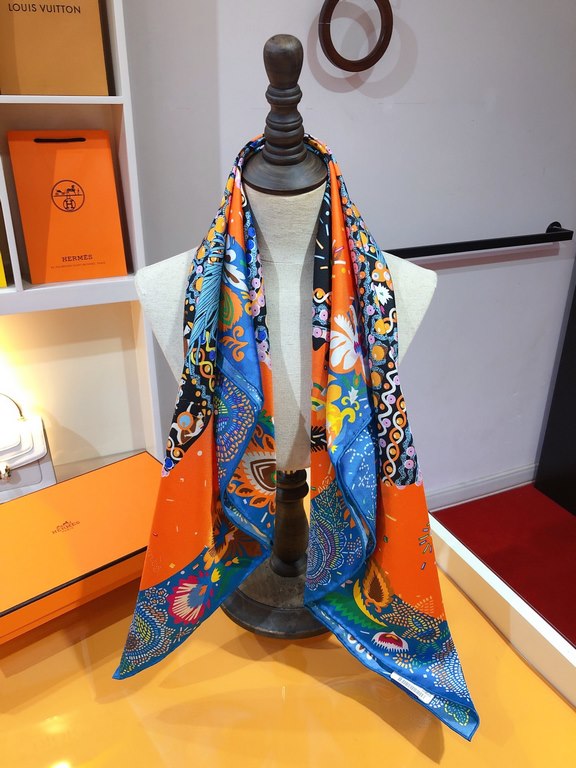 SHMS2327 ORIGINAL HERMES [Fancy Dress Celebration] 90cm Silk Square Scarf  The print comes from traditional Polish wedding attire! You may have stared in amazement at the fact that you have arrived in a marvelous wonderl