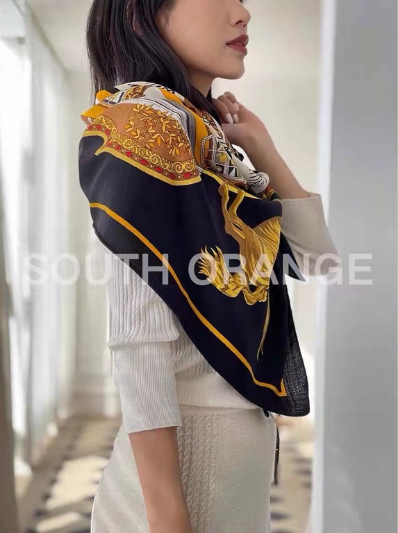 RHMS2206H's new 140cm Velvet Square Scarf, this Hermes must-have accessory can be worn in many ways and goes well with any outfit. Wear it around your neck or as a belt, hair tie or headband. Thickness available for all 