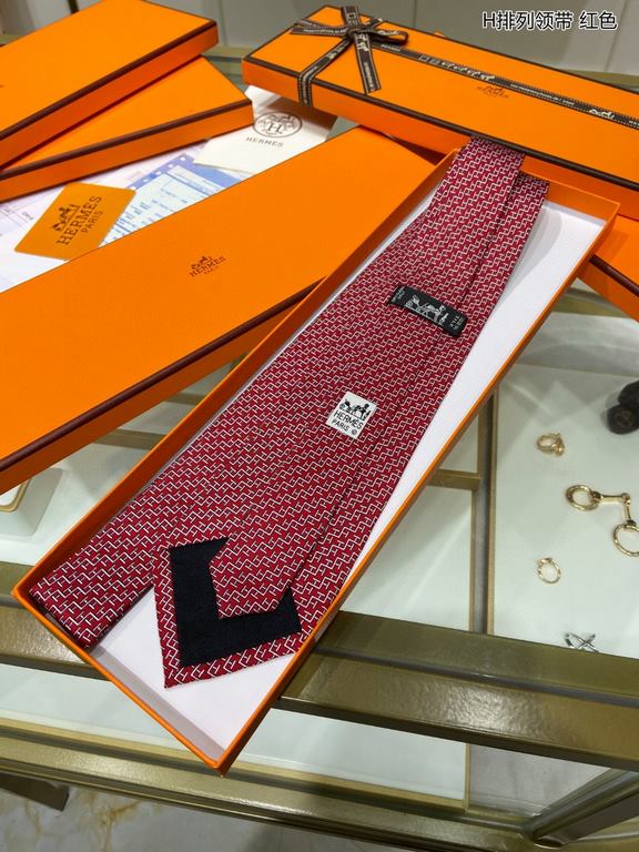 price     H Men's New Tie Series [H Arrangement Tie]  , Rare H family has a thousand different prints of ties every year. From the first geometric prints showing equestrian activities, today's styles are much richer, fea