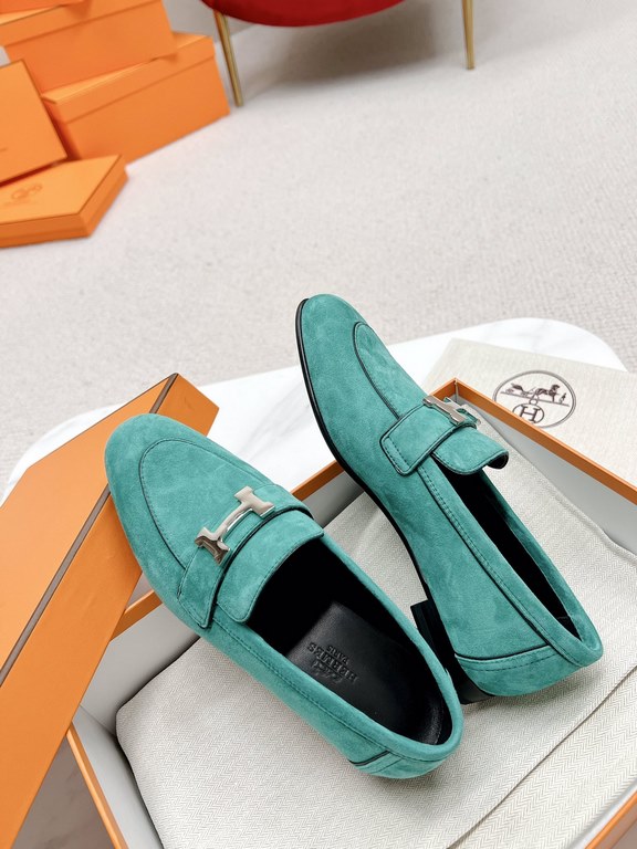 HERME'c, the whole network exclusive handmade, private high-end customization, classic handmade workshop ~ ~ ~ big goods real shotRoyal Loafers, very classic, versatile, simple, colorblocking design, on the foot is very 