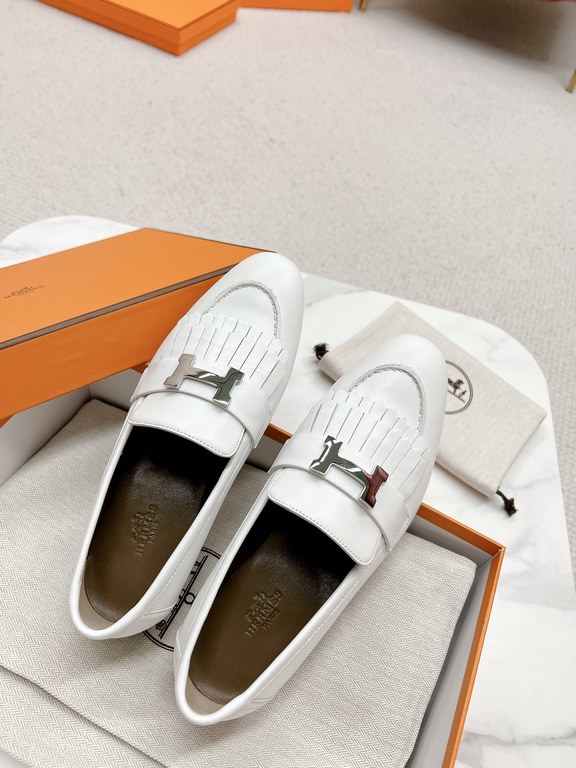 HERME'c, the whole network exclusive handmade, private high-end customization, classic handmade workshop ~ ~ ~ big goods real shotRoyal Loafers, very classic, versatile, simple, colorblocking design, on the foot is very 