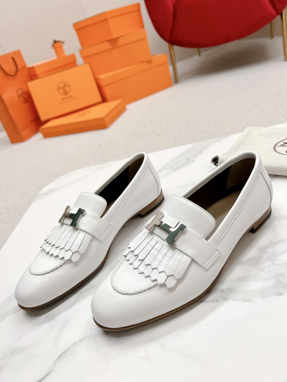 HERME'c, the whole network exclusive handmade, private high-end customization, classic handmade workshop ~ ~ ~ big goods real shotRoyal Loafers, very classic, versatile, simple, colorblocking design, on the foot is very 