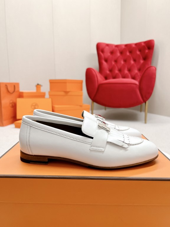 HERME'c, the whole network exclusive handmade, private high-end customization, classic handmade workshop ~ ~ ~ big goods real shotRoyal Loafers, very classic, versatile, simple, colorblocking design, on the foot is very 