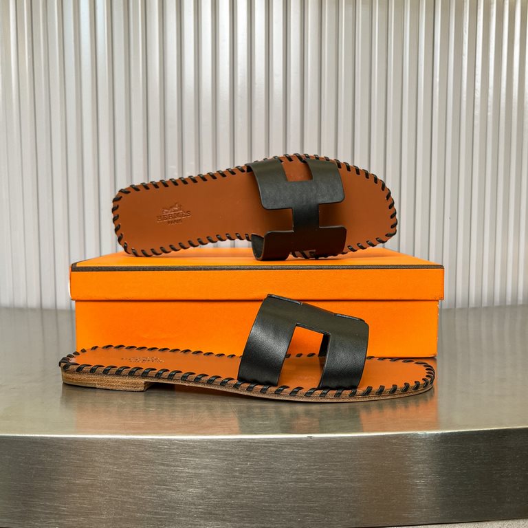 New color, leather midsole, hand stitching. Newly revamped (Hermès) Packaging upgraded, version of the workmanship materials upgraded.Hermes  highest version of pure handmade shoes in the market   Top Product Hermes Slip