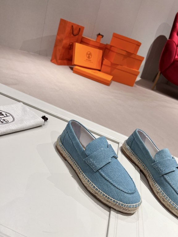 [Herme'c] Hermes 23 years of early spring latest Trip straw shoes, the official website of the latest   vacation travel must have a god. By Hermes shoes chief designer Pierre Hardy personally involved in creating, leadin