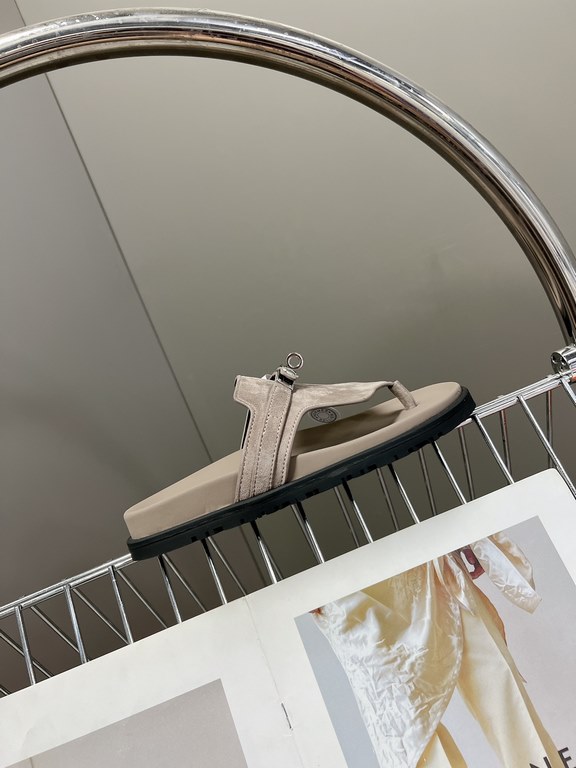 Men  [ΗERMES 】 Hermes spring and summer classic couple models second uncle slippers Chypre ugly ugly ugly uncle slippers - old man slippers, on the foot is simply too comfortable! It's simple and cute!All mixed breed she