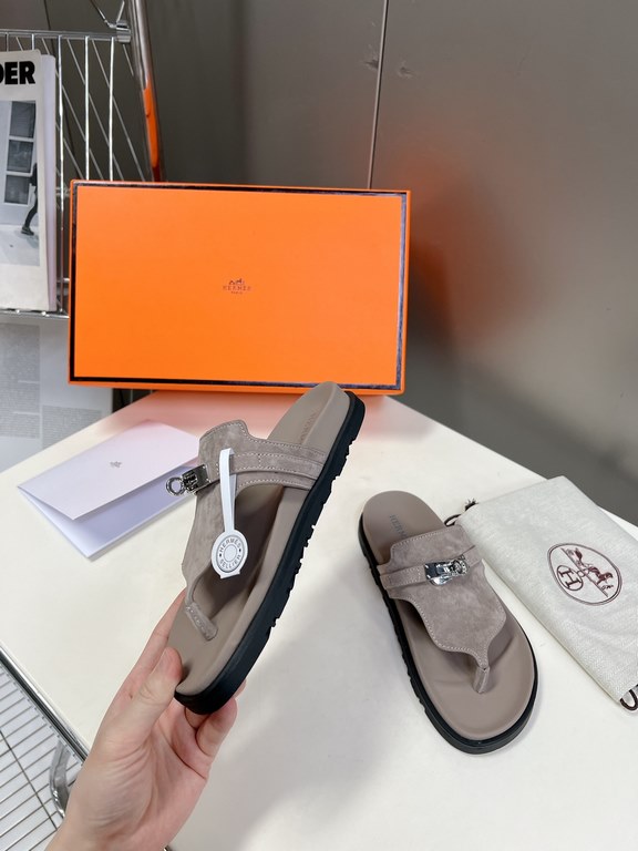 Men  [ΗERMES 】 Hermes spring and summer classic couple models second uncle slippers Chypre ugly ugly ugly uncle slippers - old man slippers, on the foot is simply too comfortable! It's simple and cute!All mixed breed she