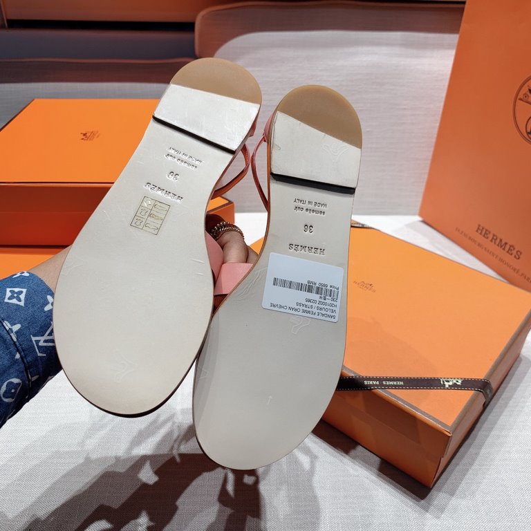 H Brand Santorini Sandals, Epsom Leather.Pursuing enamel Pure handmade Crafted and 100% handmade Hermes Emmaus  ...2023 Newly Upgraded  Epsom Leather Sandals Inspired by the design or follow the traditional classic H upp