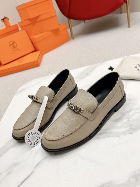 HERME'c, the whole network exclusive handmade, private high-end customization, classic handmade workshop ~ ~ big goods real shotDestin Loafers, very classic, versatile, simple, colorblocking design, on the foot is very f