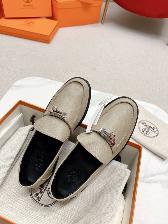 HERME'c, the whole network exclusive handmade, private high-end customization, classic handmade workshop ~ ~ big goods real shotDestin Loafers, very classic, versatile, simple, colorblocking design, on the foot is very f