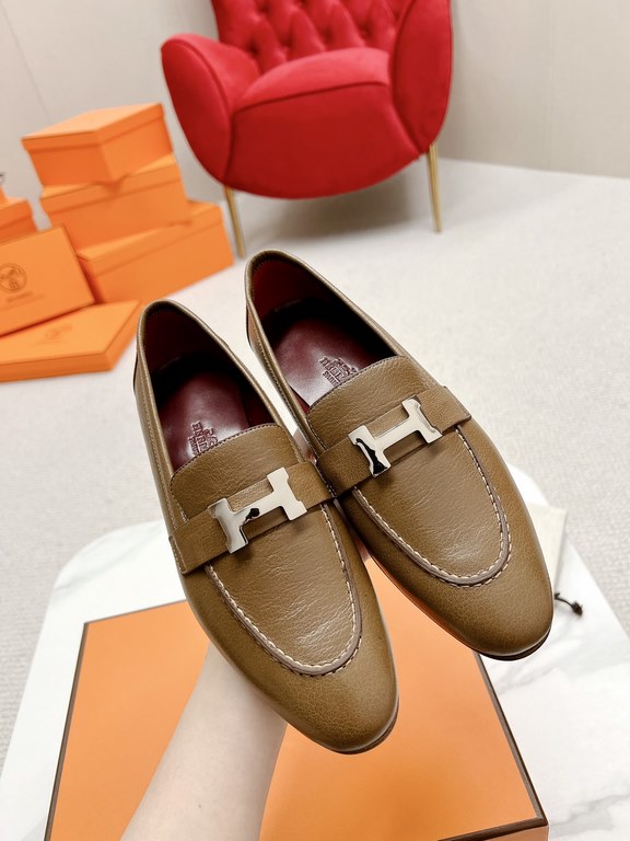 HERME'c, the whole network exclusive handmade, private high-end customization, classic handmade workshop ~ ~ ~ big goods real shotRoyal Loafers, very classic, versatile, simple, colorblocking design, on the foot is very 