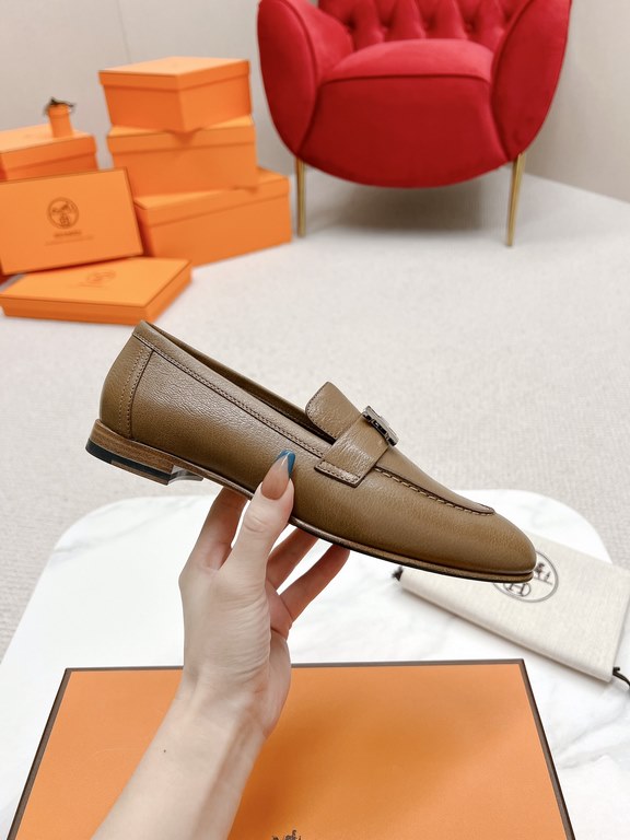 HERME'c, the whole network exclusive handmade, private high-end customization, classic handmade workshop ~ ~ ~ big goods real shotRoyal Loafers, very classic, versatile, simple, colorblocking design, on the foot is very 