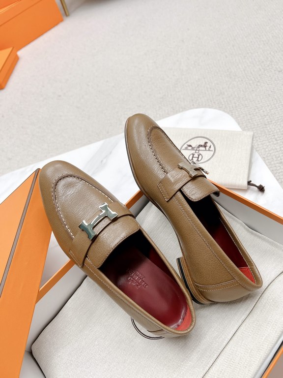 HERME'c, the whole network exclusive handmade, private high-end customization, classic handmade workshop ~ ~ ~ big goods real shotRoyal Loafers, very classic, versatile, simple, colorblocking design, on the foot is very 