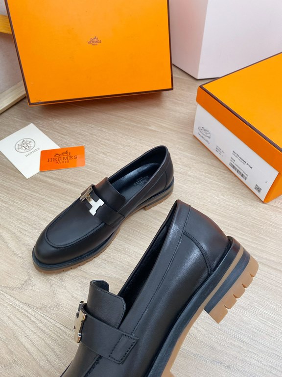 PriceNew on the new Hermes 2022 fall and winter official website new Faubourg flat H buckle small leather shoes Lefthand shoes Oxford shoesUpper H top grade cowhide leather. Lining and insole custom-dyed goatskin. Sole m