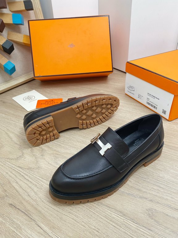 PriceNew on the new Hermes 2022 fall and winter official website new Faubourg flat H buckle small leather shoes Lefthand shoes Oxford shoesUpper H top grade cowhide leather. Lining and insole custom-dyed goatskin. Sole m