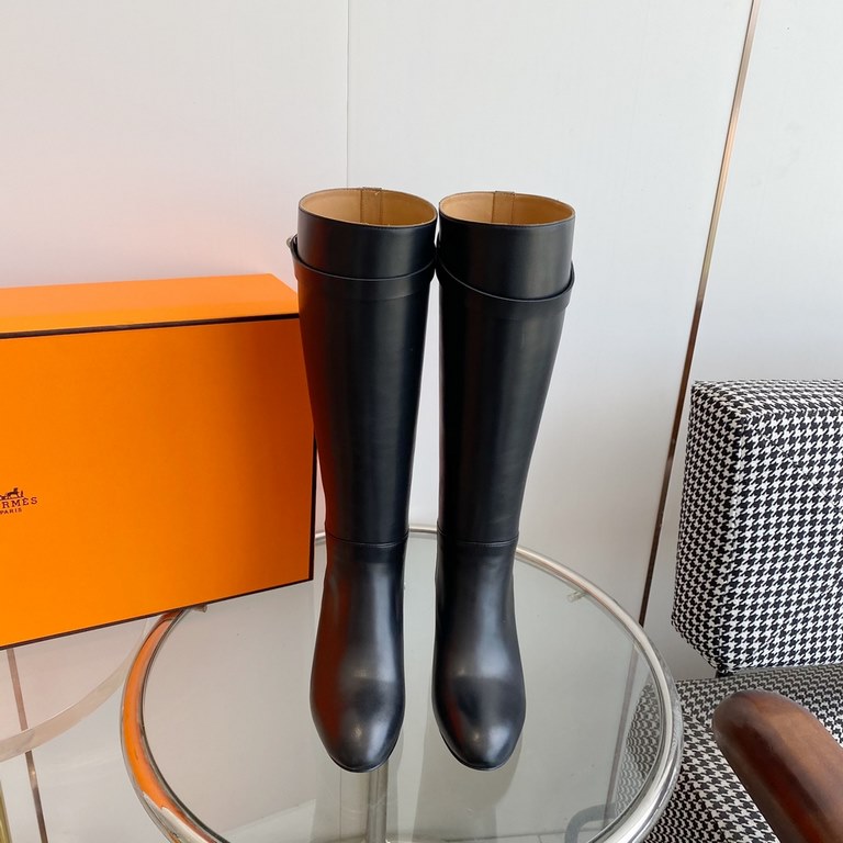 Batch Generation level! Hermes Hermes Germain Collection! Elegant temperament chunky heel boots Signature kelly buckle with sleek design!Original calfskin upper, cowhide lining padded feetCustom grade Italian leather out