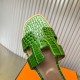 Crocodile pattern new color, two-color effect, new revision (Hermès) Packaging upgrade, version of the workmanship material upgrade.Hermes  market highest version of pure handmade shoes   Top Product Hermes Slippers  ---