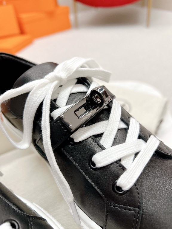 Herme's Love  Shi, straight line boutique build, as soon as I opened the package, I fell in love, this year, every sneaker of the Dumas family is loved, fashion is to be different.The overall design of the shoes is very 