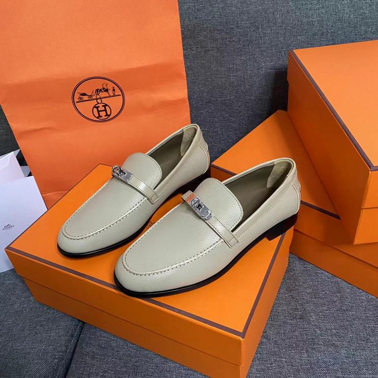 The hottest item of the year is online ~Purely handmade and customized as always ～This will be the hottest single product of H brand this year, kelly buckle Loafers, cool and special casual fashion versatile, flat small 