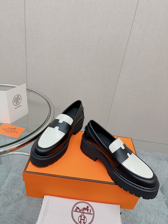 -Top qualityHermes Hermes H Family New Chunky Sole Louboutin ShoesSmooth calf leather pumps with a grooved sole, classic H upper detail and signature H Cadenas detail. A colorful mix of styles.Upper CalfskinLining sheeps