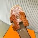 Crocodile pattern new color, two-color effect, new revision (Hermès) Packaging upgrade, version of the workmanship material upgrade.Hermes  market highest version of pure handmade shoes   Top Product Hermes Slippers  ---