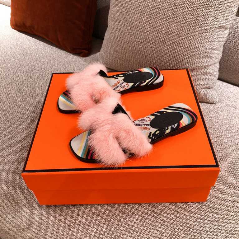 [Guanhua] Hermes  home 20ss fall and winter new products! Classic boot shape   British mink fur design, classic and durable! Original inverted mold last shape, extreme 11 shape, imported high-end knitting needles present