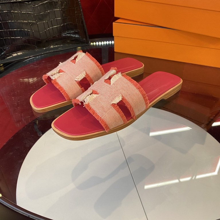 New color, full midsole, new revision (Hermès) Packaging upgraded, version of the workmanship materials upgraded.Hermes  market highest version pure handmade shoes   Top Product Hermes Slippers  ----------Early spring ne