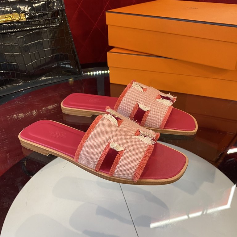 New color, full midsole, new revision (Hermès) Packaging upgraded, version of the workmanship materials upgraded.Hermes  market highest version pure handmade shoes   Top Product Hermes Slippers  ----------Early spring ne