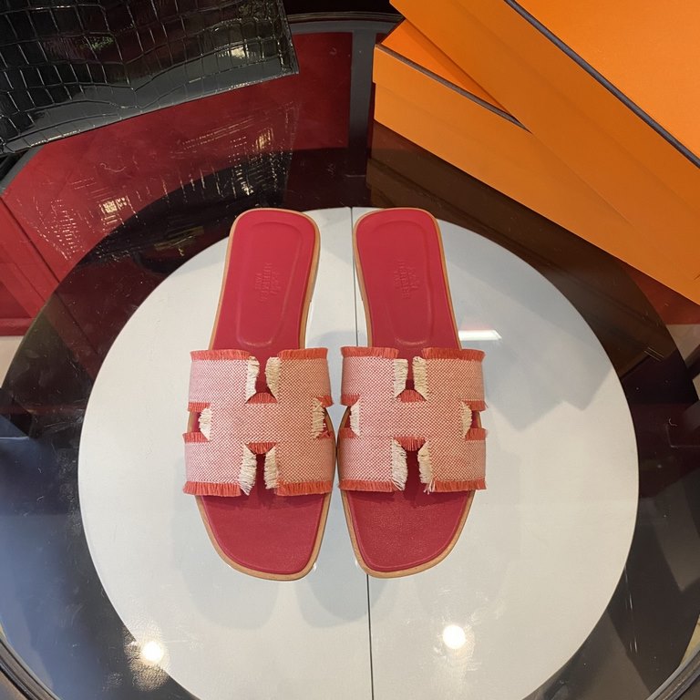 New color, full midsole, new revision (Hermès) Packaging upgraded, version of the workmanship materials upgraded.Hermes  market highest version pure handmade shoes   Top Product Hermes Slippers  ----------Early spring ne