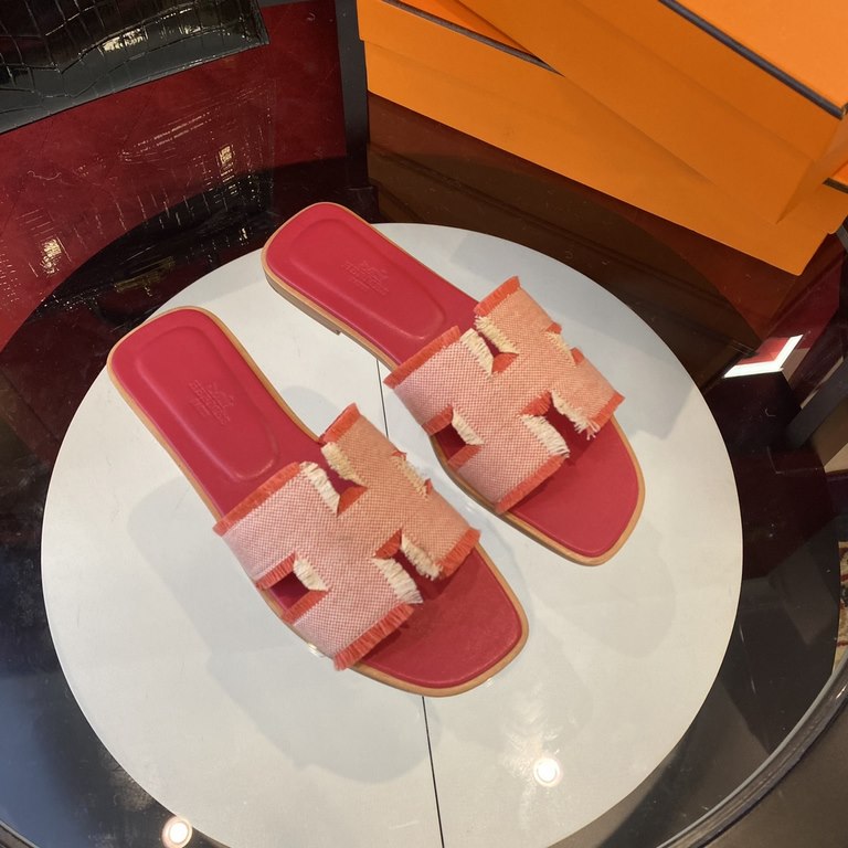 New color, full midsole, new revision (Hermès) Packaging upgraded, version of the workmanship materials upgraded.Hermes  market highest version pure handmade shoes   Top Product Hermes Slippers  ----------Early spring ne