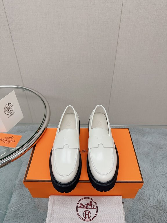 -Top qualityHermes Hermes H Family New Chunky Sole Louboutin ShoesSmooth calf leather pumps with a grooved sole, classic H upper detail and signature H Cadenas detail. A colorful mix of styles.Upper CalfskinLining sheeps