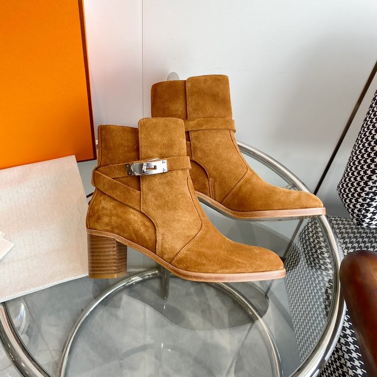 wholesale Hermes Hermes  Frenchie and ankle boots chunky heel short boots  top quality  Calfskin heeled ankle boots with Kelly buckle. Create a stylish look. Heel height 5cm   Imported leather outsole size 35-39 (40, 41 