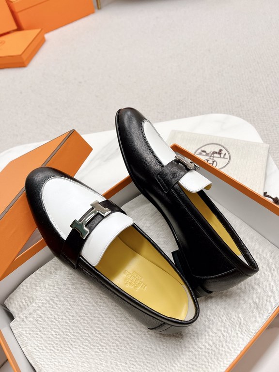 HERME'c, the whole network exclusive handmade, private high-end customization, classic handmade workshop ~ ~ ~ big goods real shotRoyal Loafers, very classic, versatile, simple, colorblocking design, on the foot is very 